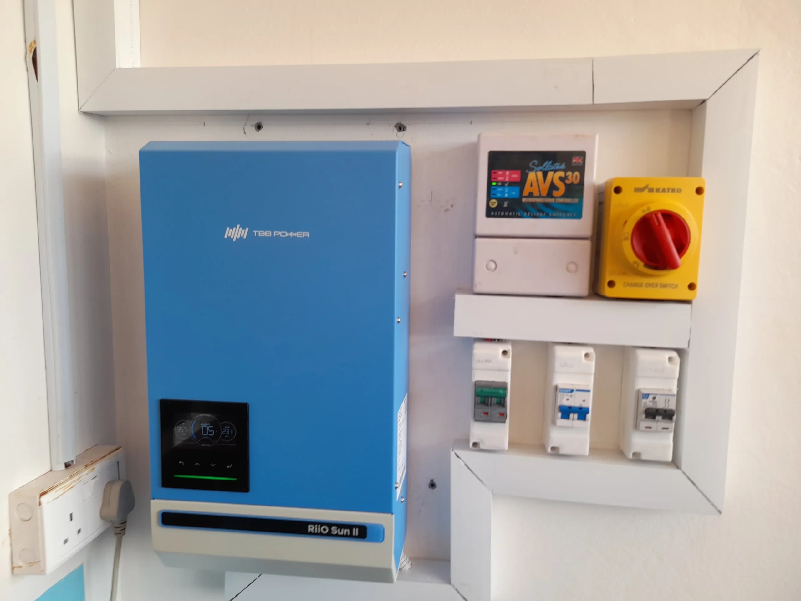Solar Inverter Installation - knksolutionsltd.com